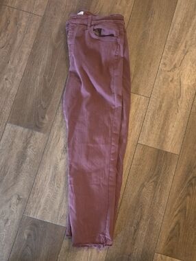 Womans Casual Slim Tapered Pants in Dusty Plum